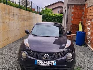 Dezmembram Nissan Juke an 2012 ,motor 1.6i cutie viteze manuala