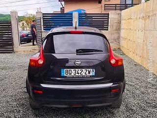 Dezmembram Nissan Juke an 2012 ,motor 1.6i cutie viteze manuala