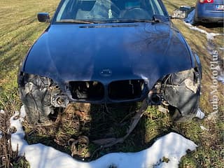 Dezmembrez bmw e46 318d