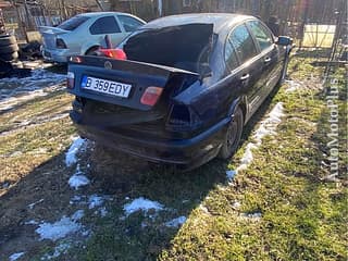 Dezmembrez bmw e46 318d