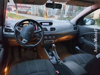 Vând sau schimb megane 3 2013