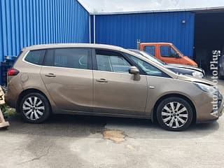 Dezmembrări Opel Zafira, 2013 a.f., diesel, manuala. Piata auto Transnistria, Bucuresti. AutoMotoPlus.