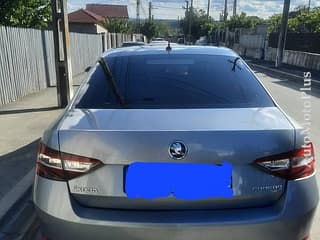 Vând Skoda Superb 3