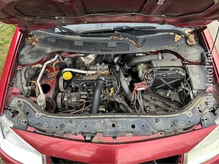 Dezmembrez Renault Megane