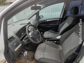 Dezmembrări Opel Zafira, 2008 a.f., diesel, manuala. Piata auto Transnistria, Bucuresti. AutoMotoPlus.