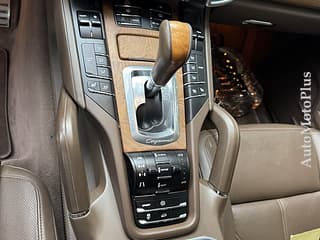 Dezmembrări Porsche Cayenne, benzinа, automatа. Piata auto Transnistria, Bucuresti. AutoMotoPlus.