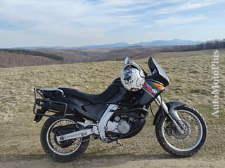 Suzuki Vstrom DL1000 // Kawasaki ZZR1100  // Aprilia Pegaso 650
