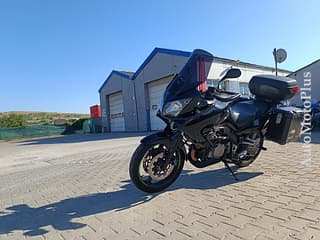 Suzuki Vstrom DL1000 // Kawasaki ZZR1100  // Aprilia Pegaso 650