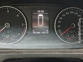 -Vând Volkswagen T6 - Kombi