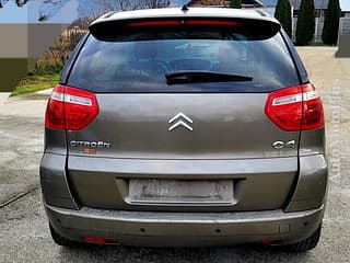 Dezmembrarea auto pentru piese