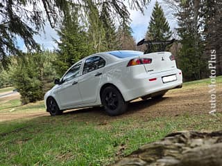 Vând Mitsubishi Lancer X 2011