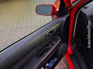 Se vinde vw Golf 4 ,motor 18 turbo benzina 20 valve, 150 de cai,an 1999