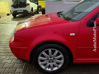 Se vinde vw Golf 4 ,motor 18 turbo benzina 20 valve, 150 de cai,an 1999