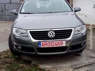 Vând un Volkswagen passât Carat 2.0 TDI 140CP rulează în fiecare zi. Mașini și motociclete în Romania