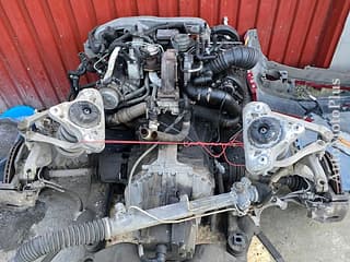 Vand motor + cutie audi  automata 2.5 tdi a4 b6. Piese auto şi demontare autoturisme