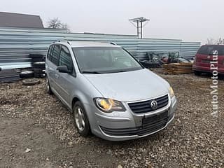 Dezmembrez Touran facelift 1.9 bls si 2.0 bmn cutie manuala cod culoare la7w