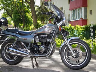 Honda CB 650 Custom RC 08 An: 1984 Km: 28.213 CP: 50. Dezmembrări Seat Alhambra în România